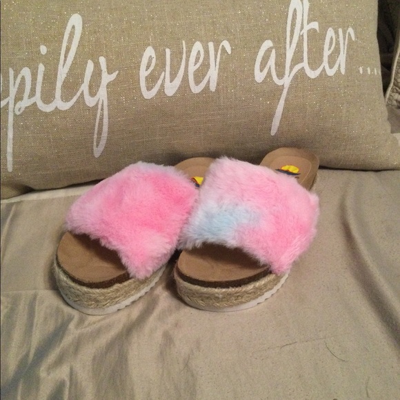 Fuzzy platform espadrille sandals - Picture 2 of 3